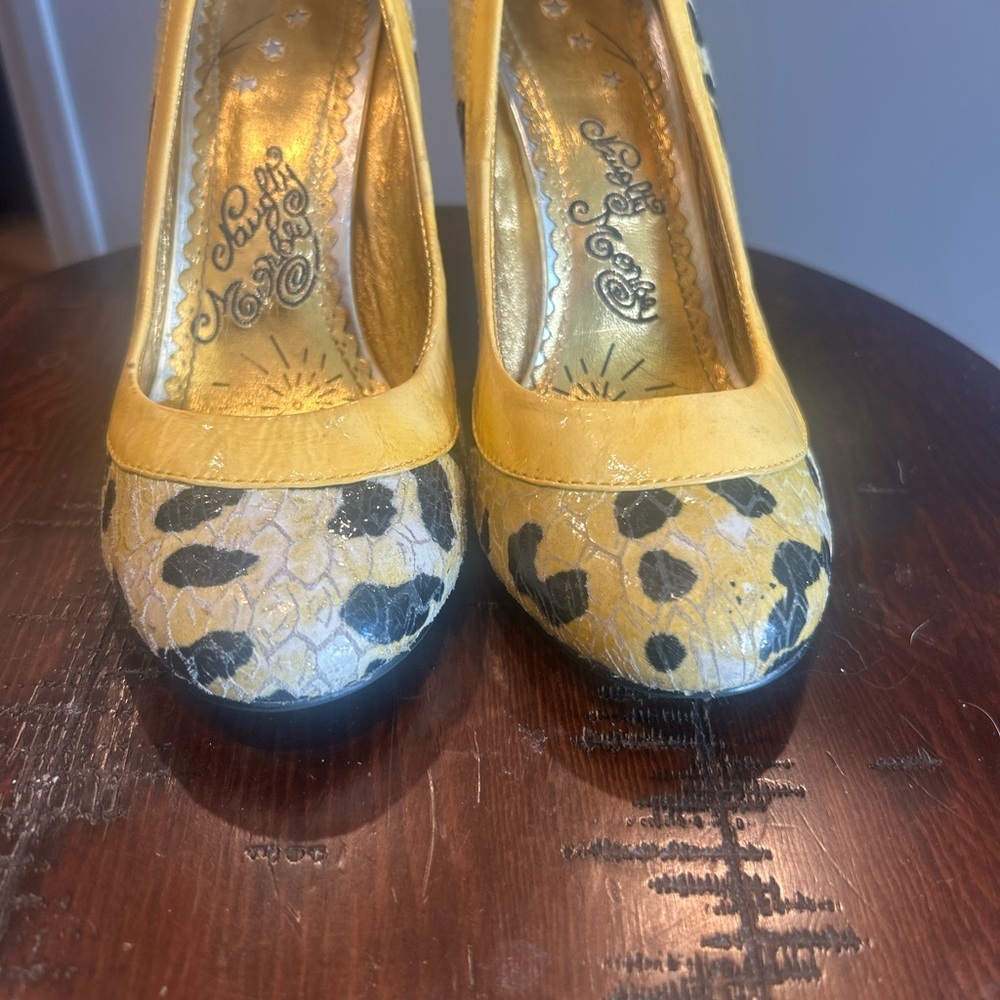 Naughty Monkey Yellow & Leopard Print Heels – Size 6.5 - Picture 3 of 7